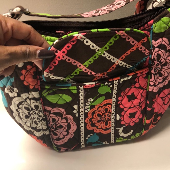❤️❤️SOLD❤️❤️2/$20....NWOT Vera Bradley crossbody - Picture 5 of 8